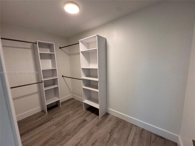 Building Photo - 2430 NW 22nd Rd