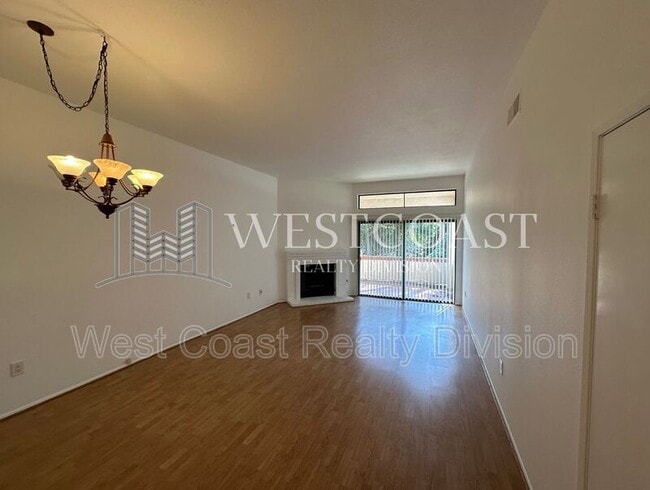 Building Photo - 2823 Andover Ave