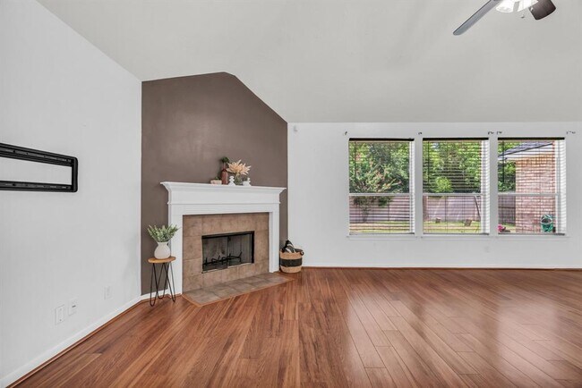 Building Photo - 7010 E Arbor Rose Ln