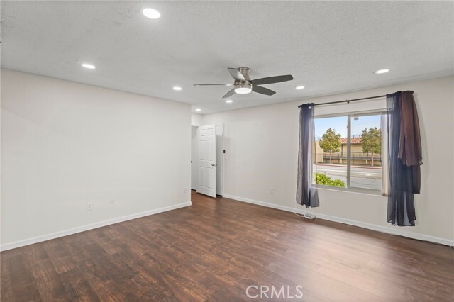 Building Photo - 2898 Alta View Dr
