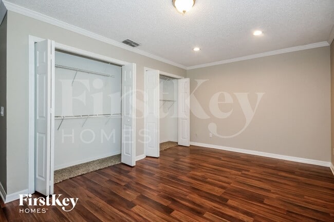 Building Photo - 4212 Kipling Ave