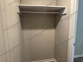 Building Photo - 200 Holliday Ln