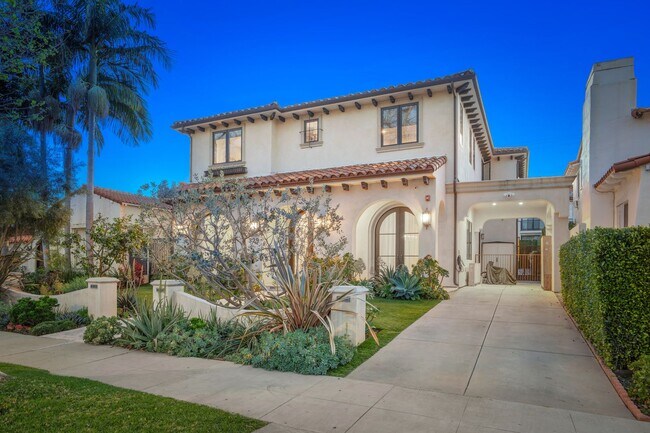 Building Photo - Beverly Hills Luxury Villa with Resort-Style Pool & Spa