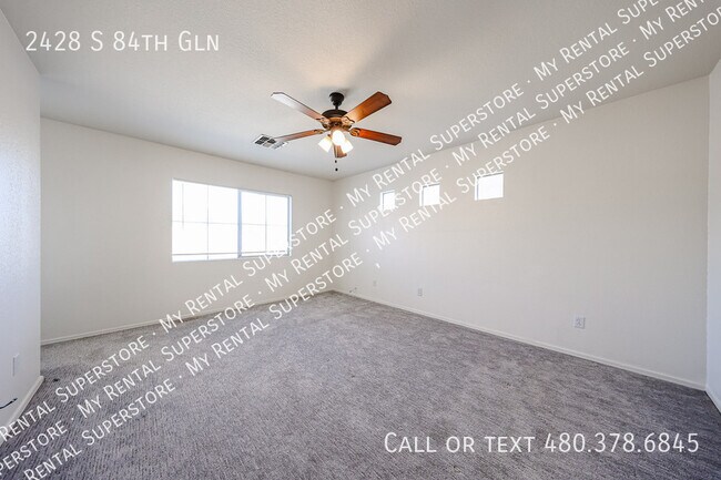 Building Photo - 2428 S 84th Gln