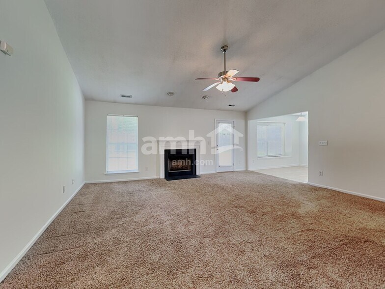 Building Photo - 120 Birch Hill Ct