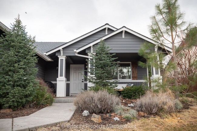 Building Photo - Beautifully Remodeled Single Level Home