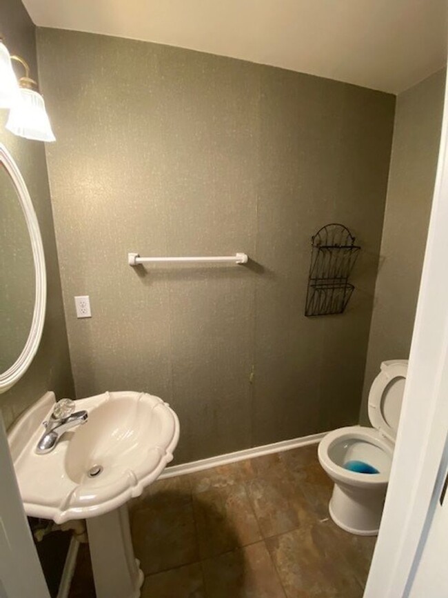 Building Photo - Two-Story Home, 4-5 bedrooms, 2.5 bathroom...