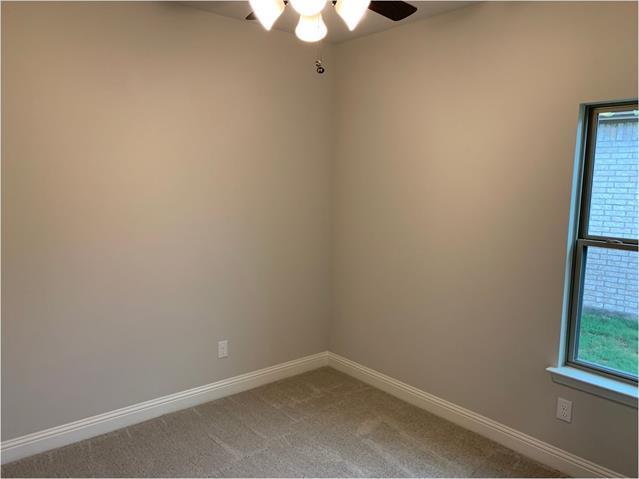 Building Photo - 7803 Cottonwood Dr