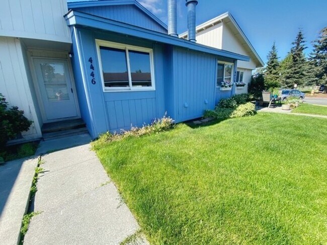 Building Photo - 4446 Reka Dr