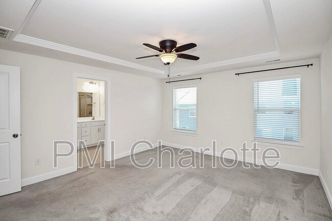 Building Photo - 10436 Glenmere Crk Cir
