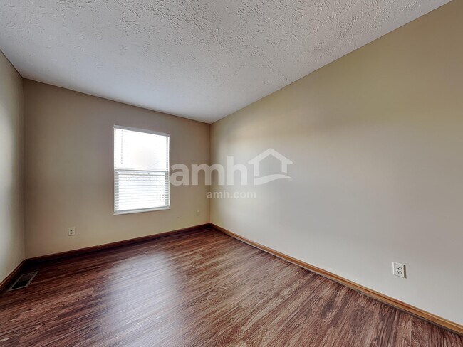 Building Photo - 4705 Norwich Ct