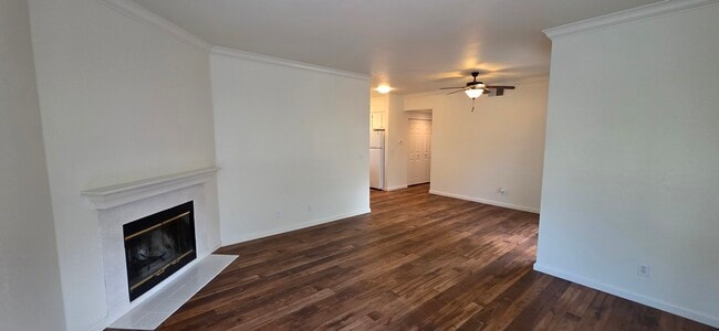 Building Photo - El Dorado Village