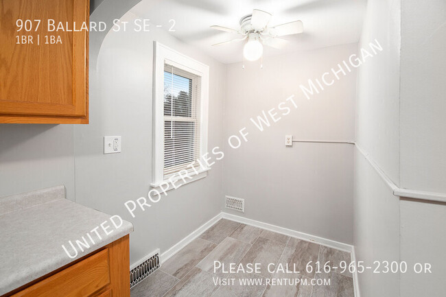 Building Photo - Available Now | 1 Bedroom 1 Bath Upper Lev...