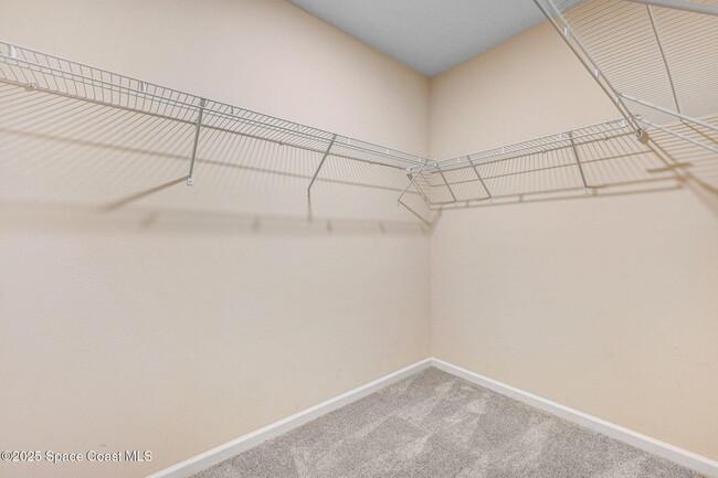 Building Photo - 4000 Harvest Cir