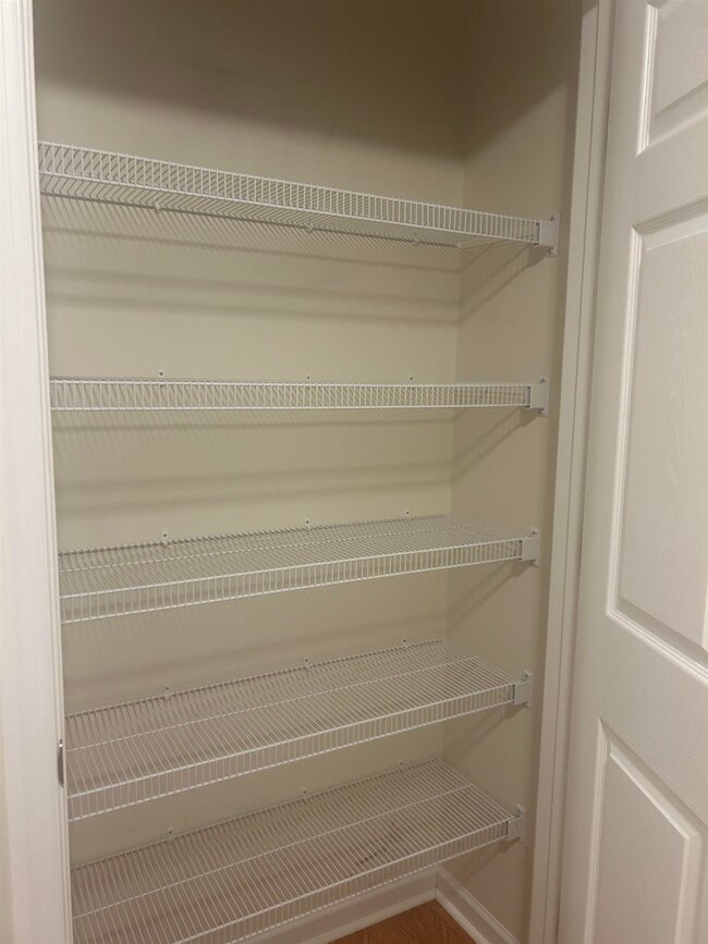 Building Photo - 125 Joyce Dr