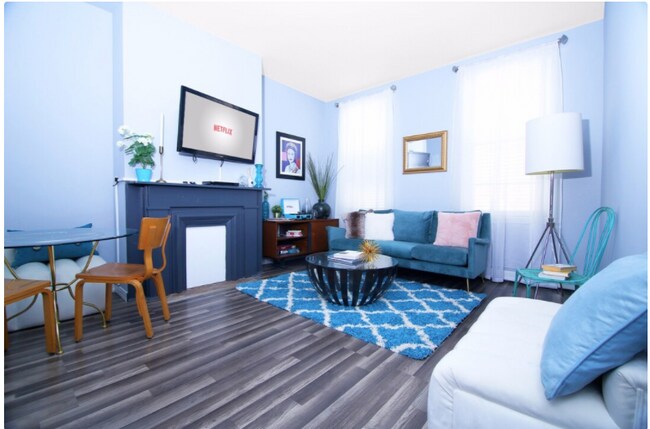 Shared Living Room - 25 Reed St