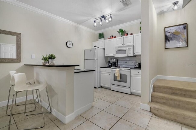 Building Photo - 2960 Lucayan Harbour Cir