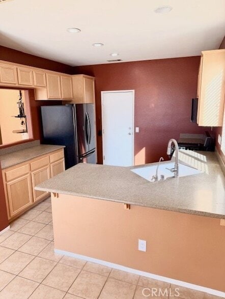 Building Photo - 1844 Paradise Way