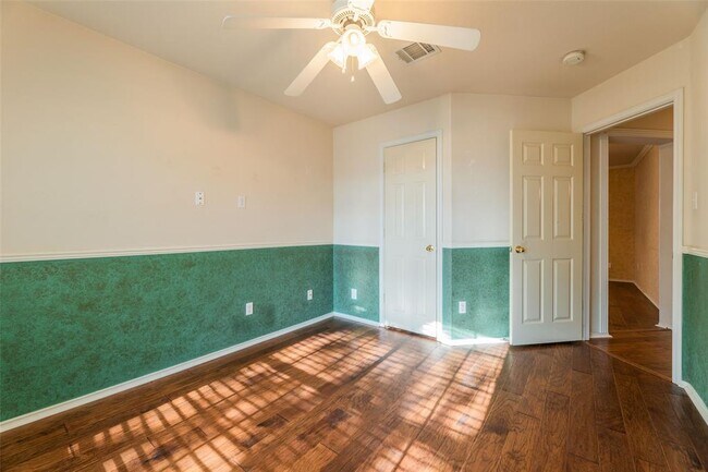 Building Photo - 2051 Buckley Ln