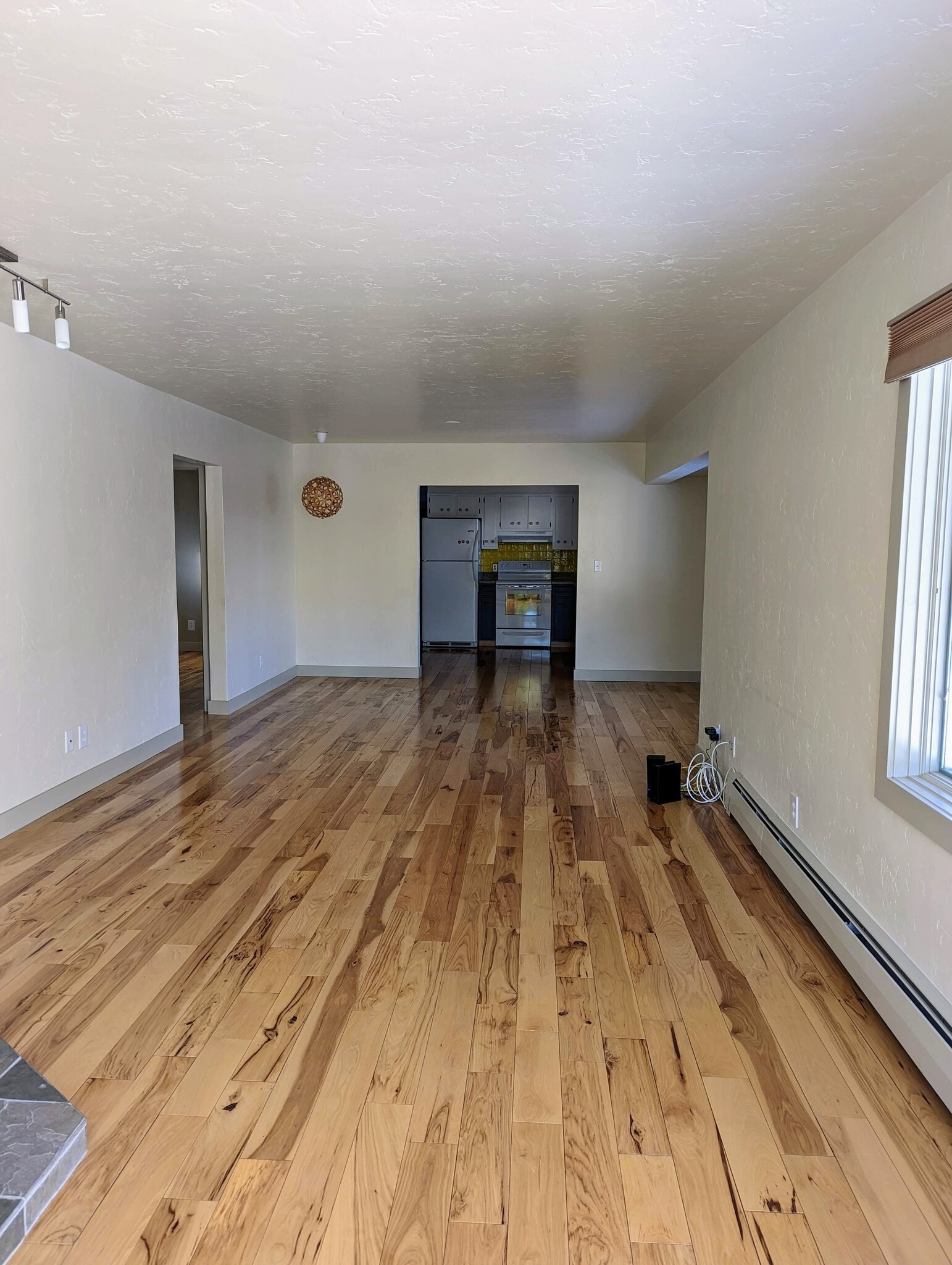 Building Photo - 505 S Hauser Ave
