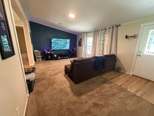 Building Photo - 1/2 Acre lot with updated 3 bedroom/2 bath modular home + guest house