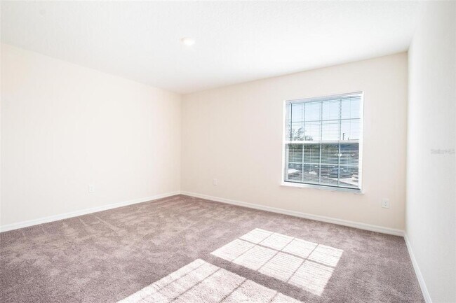 Building Photo - 2035 Claudia Ln