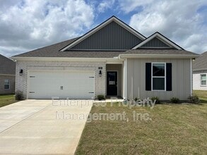 Building Photo - 250 Kipling Dr