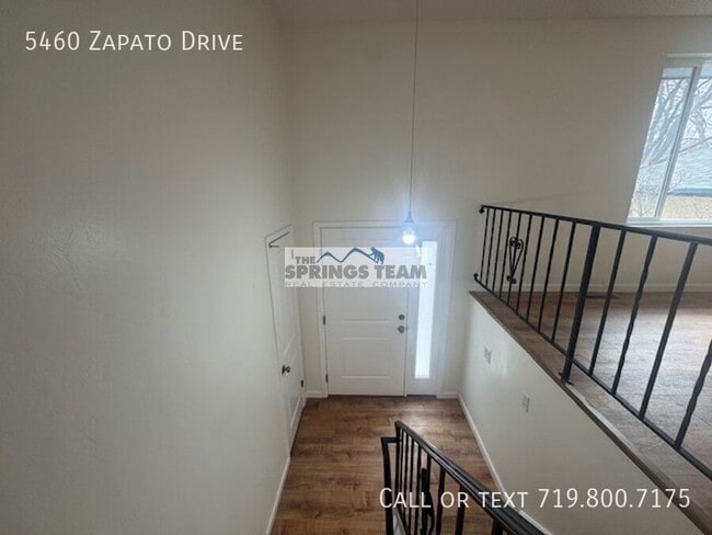 Building Photo - 5460 Zapato Dr