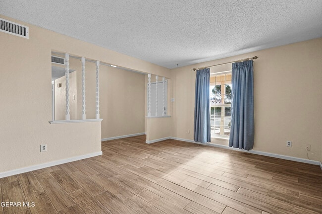 Building Photo - 7141 Gran Vida Dr