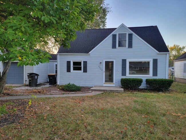 Primary Photo - 5320 E State Blvd
