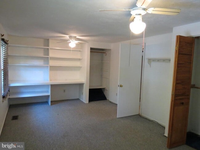 Building Photo - 1513 Wampanoag Dr