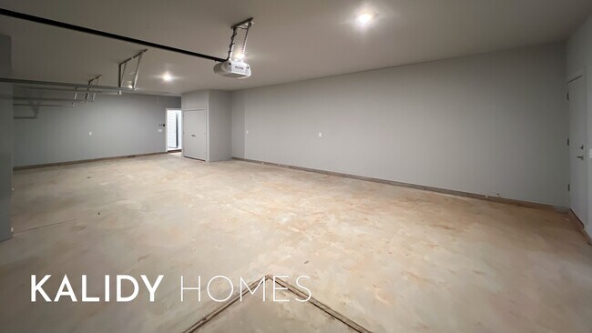 Building Photo - 17640 Natalie Ct