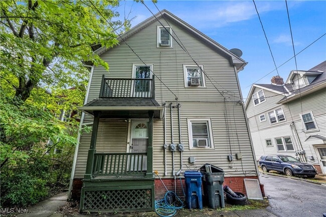 Building Photo - 3345 Desota Ave