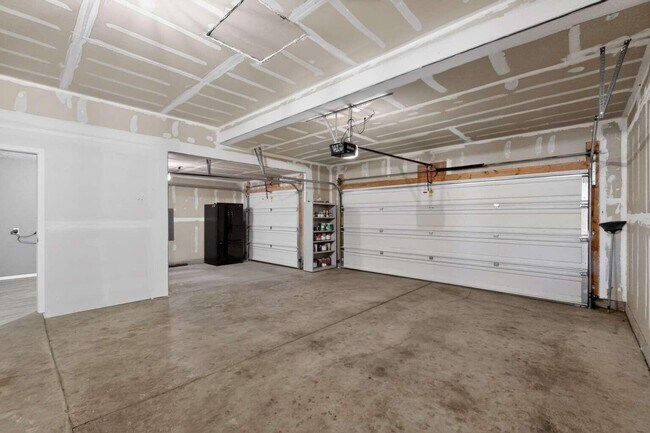 Building Photo - 2135 N Ensenada Cir SE