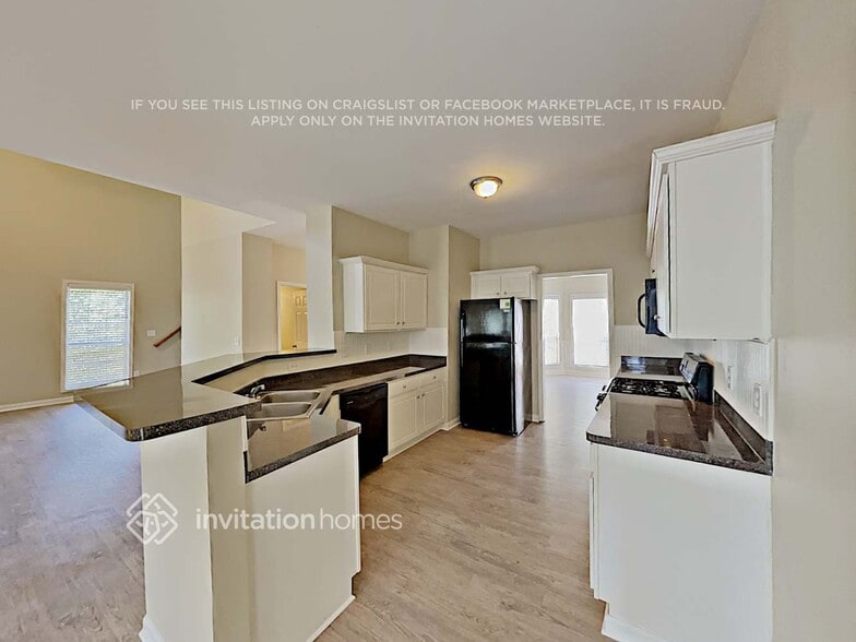 Building Photo - 4913 Lightwood Ct