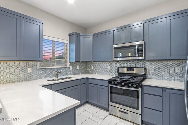 Building Photo - 3496 David Palacio Dr