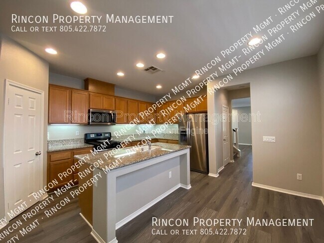 Building Photo - 3142 N Ventura Rd