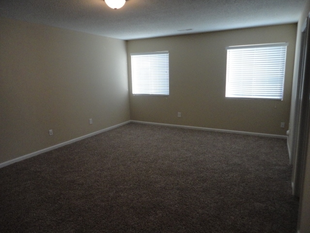 Building Photo - 1828 Chatfield Dr