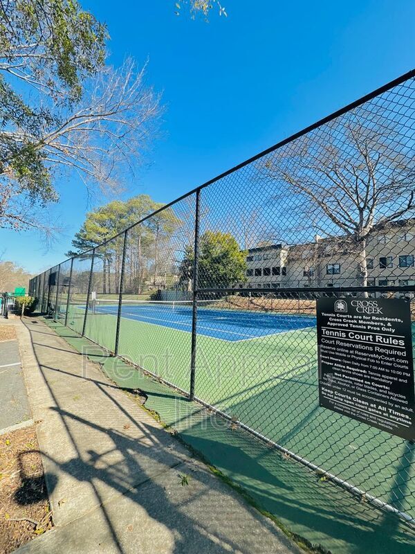 Building Photo - 204 Triumph Dr NW