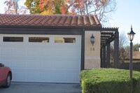 Building Photo - DEPOSIT PENDING Stunning 3 Bedroom, 2 Bath...