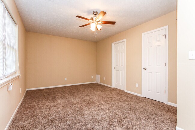 Building Photo - 3134 Shellbark Dr