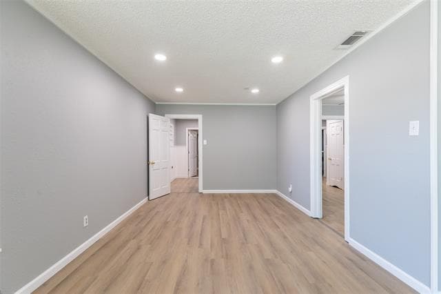 Building Photo - 473 College Dr