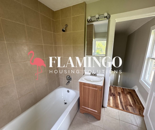 Building Photo - 3 Bedroom Gem in the Gem City (Edgemont Neighborhood)