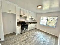 Building Photo - 4363 W 136th St