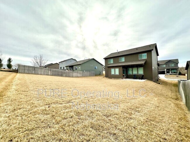 Building Photo - 5121 N 181st St