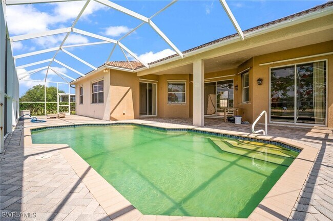Building Photo - 1072 Port Orange Way