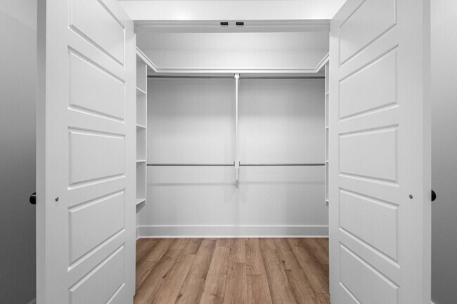 Building Photo - Argenta 1 Bed 1.5 Bath Luxury Energy Effic...