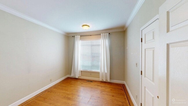 Building Photo - 161 4th Ave