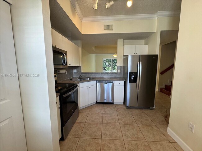 Building Photo - 10159 NW 43rd Ter