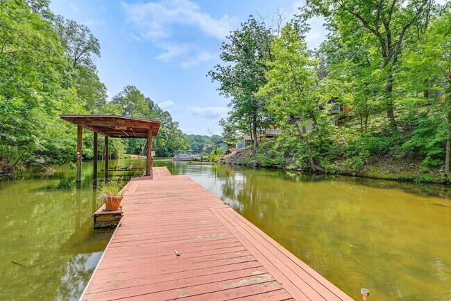 Building Photo - 4984 Webster Rd